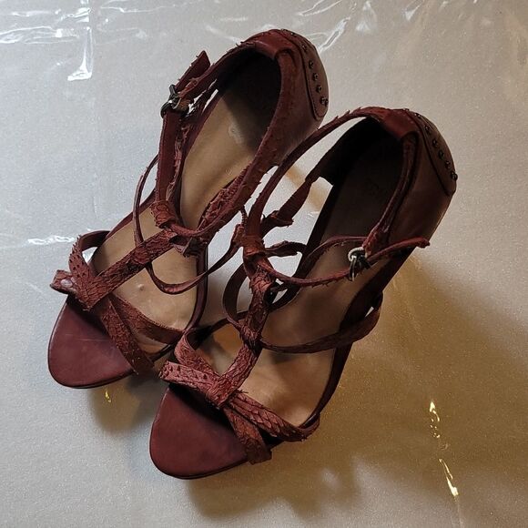 SCHUTZ  Red Leather Strappy Heeled Sandals - Picture 12 of 13